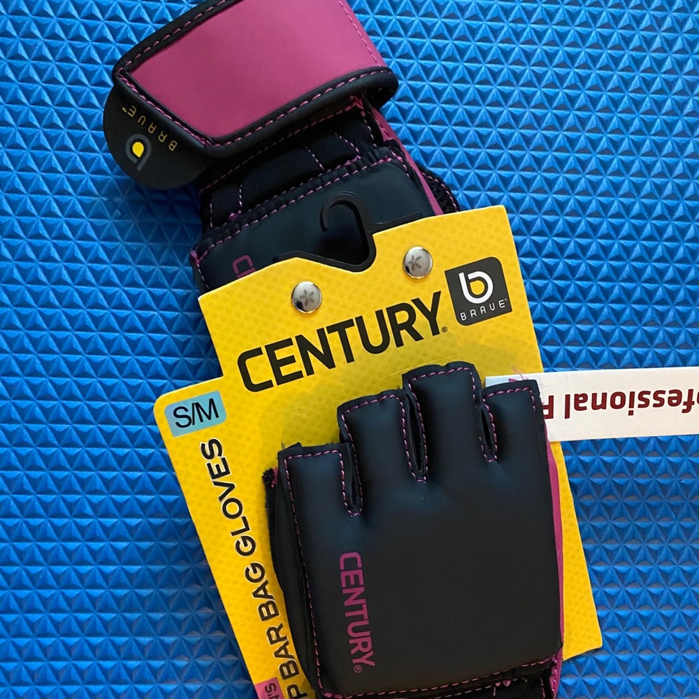 **NEW** Century Martial Arts Grip bar bag gloves - Picture 3 of 8